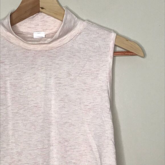 Fabletics Sz XL Kathie Seamless Mock Neck Tank Top - Picture 2 of 8